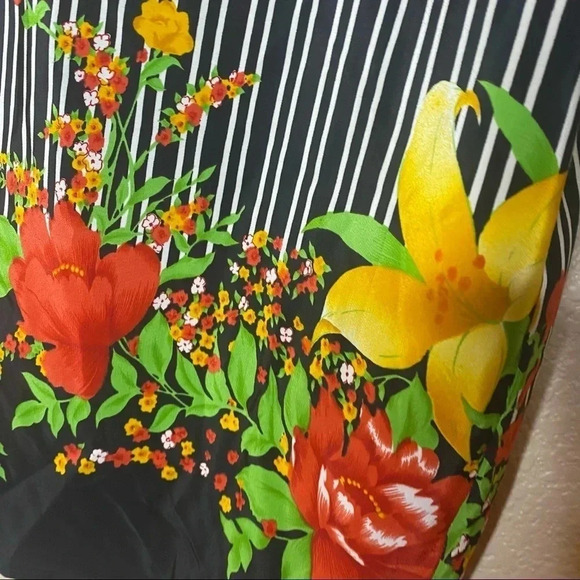 *SALE* Guess Vintage Striped Floral Shirt - Picture 7 of 7